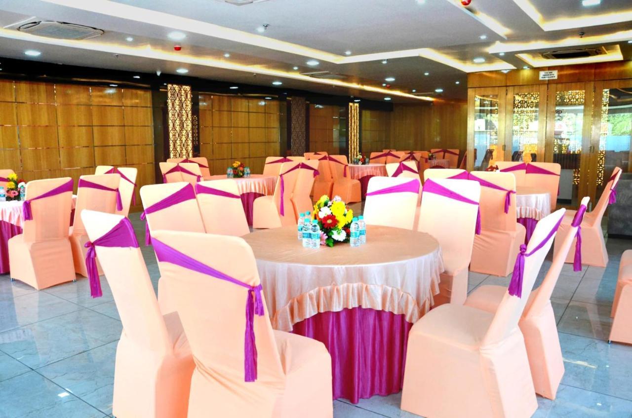Fabhotel Roselle Inn Lucknow Dış mekan fotoğraf